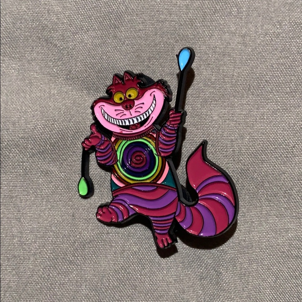 Cheshire Cat Alice in Wonderland spinning poi pin